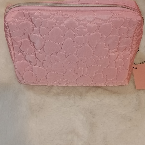 Juicy Couture Cosmetic Bag - Picture 4 of 11